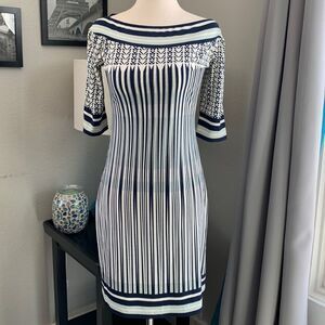 Max Studio geometric boat neck dress size xs